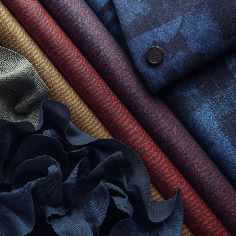 Business Suit Fabrics Explained: How to Choose the Right Material for Your Workday